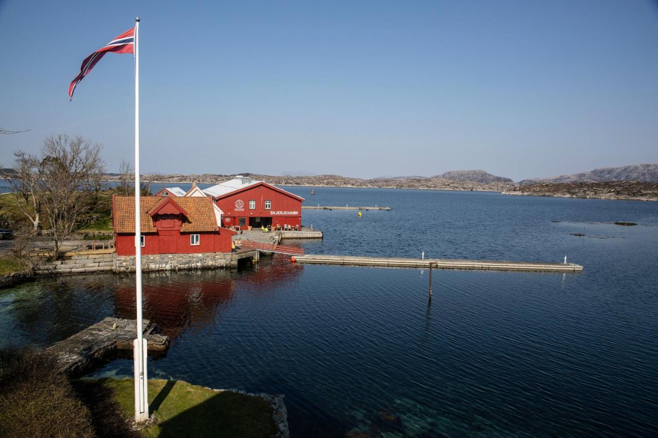 Skjerjehamn Hotel Anneland Exterior photo